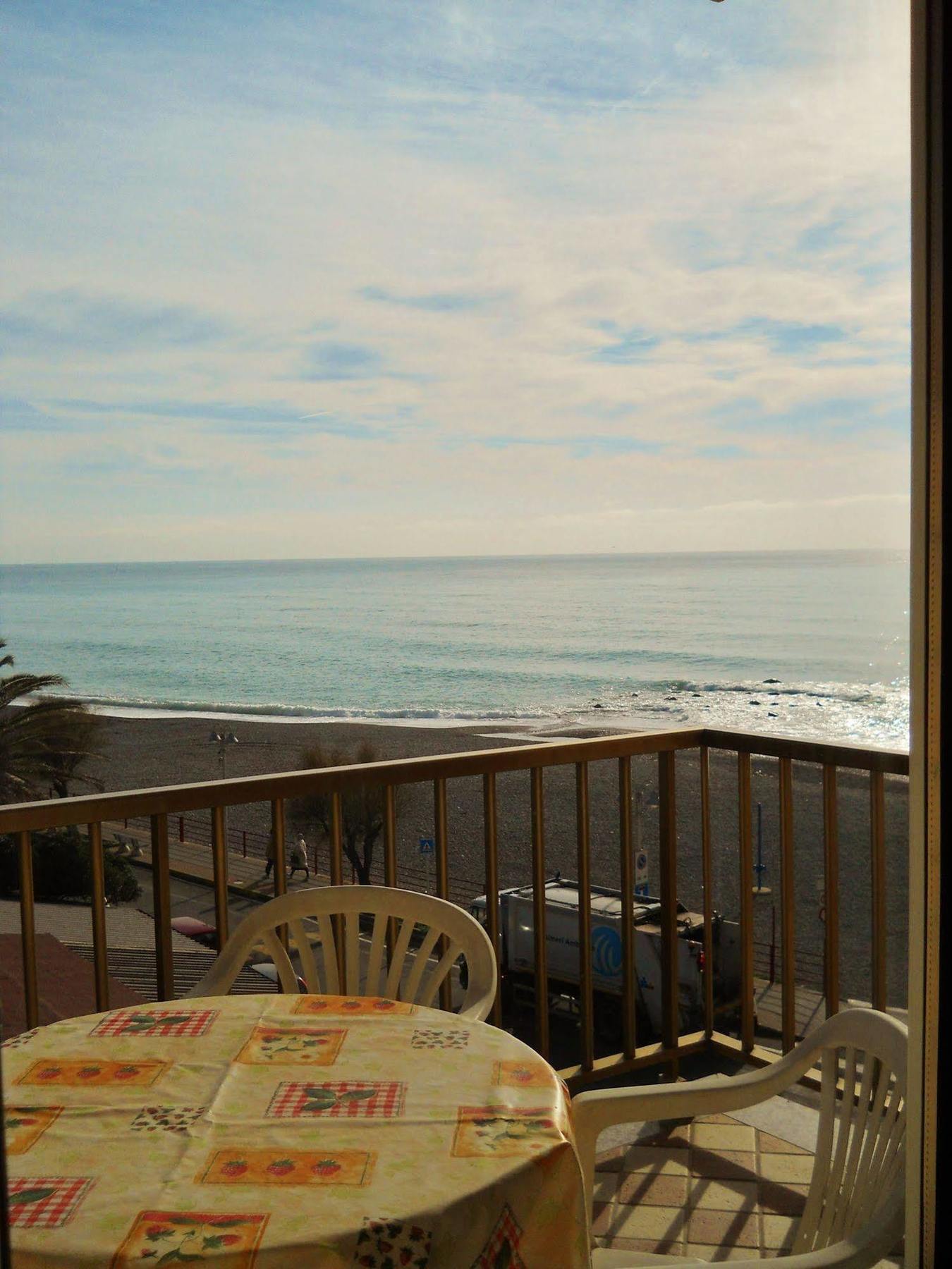 Gaiavacanze Beach Apartment Bordighera Exteriér fotografie